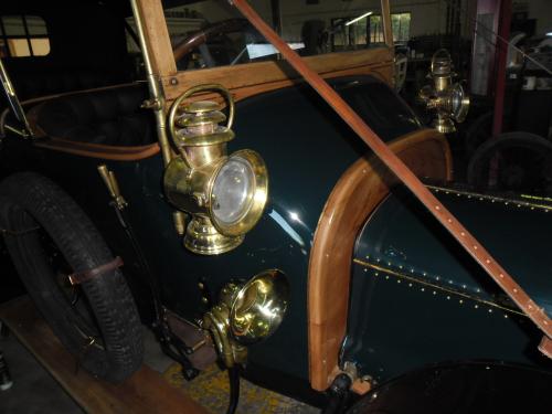 Restauration de voitures anciennes : Castels Automobile Restauration
